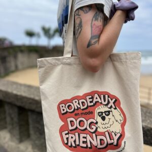 Tote bag Bordeaux en mode dog friendly
