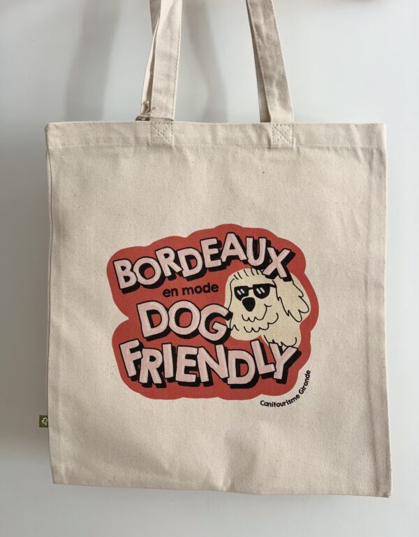 Tote bag Bordeaux en mode dog friendly